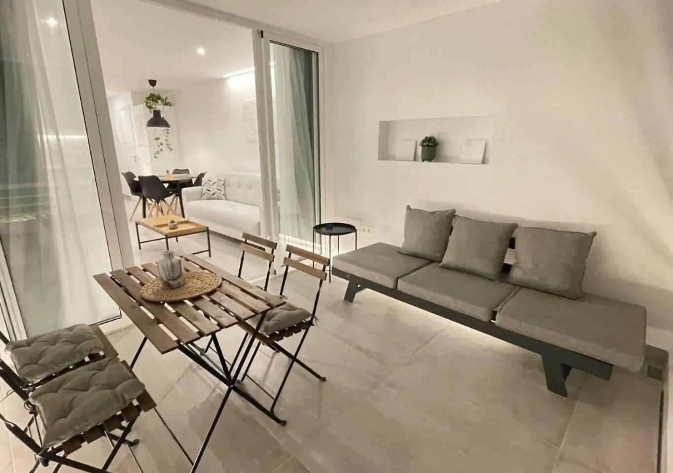 Las Caracolas Deluxe Apartment 5 Puerto del Carmen 0*,  Spanyolország